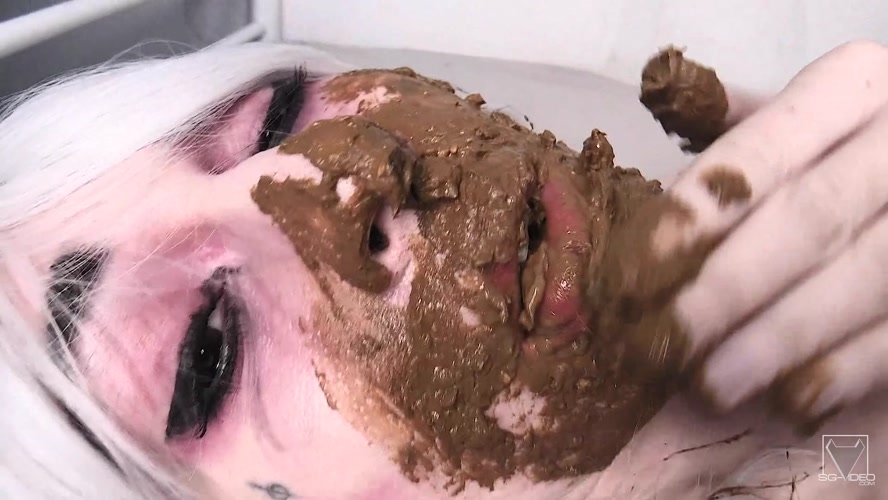 Scat Swallow Extreme Big Shit By Black Eyes Demon Betty [MPEG-4] (2019) [FullHD 1920x1080]