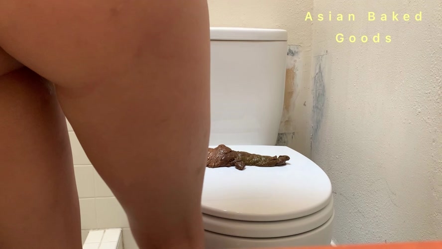 Shit side ways on the toilet seat - With Actress: Marinayam19  [MPEG-4] (2020) [FullHD 1920x1080]