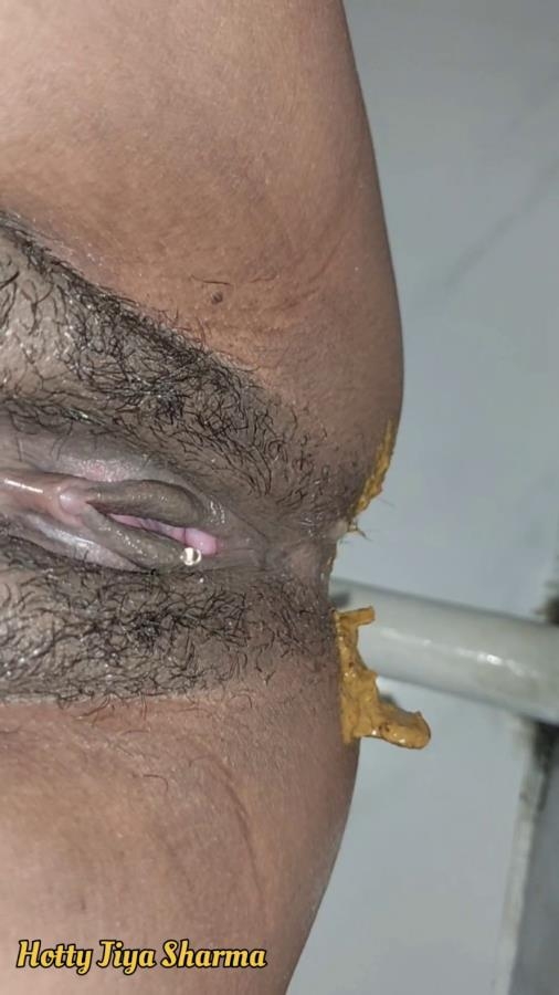 Jiya scat on her uncle face - With Actress: hottyjiyasharma [MPEG-4] (2025) [SD ]