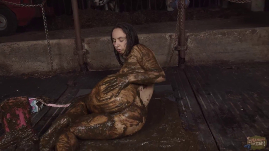 the dung - With Actress: Aiyana Queen [MPEG-4] (2025) [FullHD ]