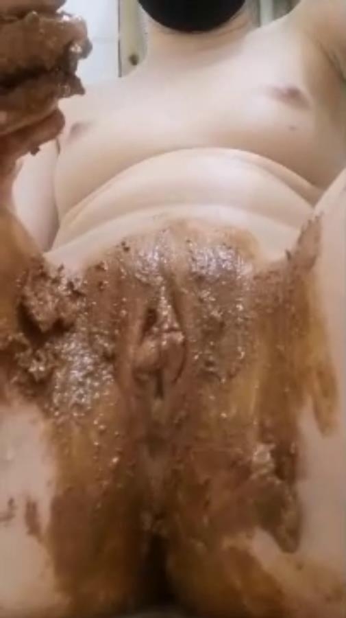 Dirty pussy playing in the bathroom - With Actress: MELLODI [MPEG-4] (2026) [SD ]