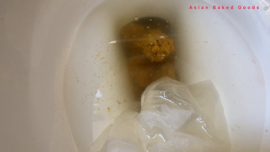 Shit pee moan on the toilet [MPEG-4] (2026) [FullHD ]