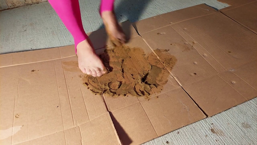 Very Mad Asian In Pantyhose 00cf636 [MPEG-4] (2026) [HD ]